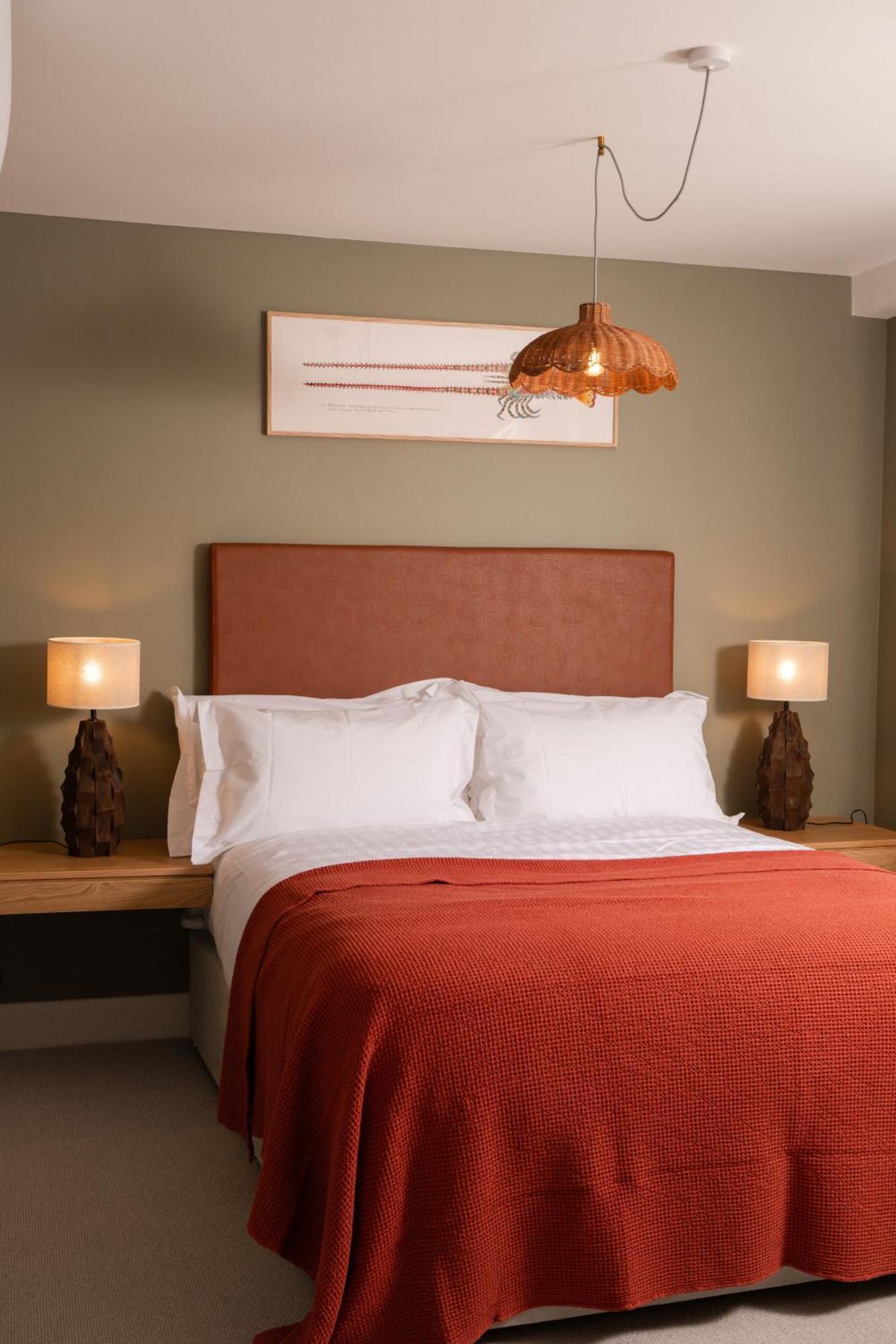 The Salthouse Hotel Баликасъл Екстериор снимка